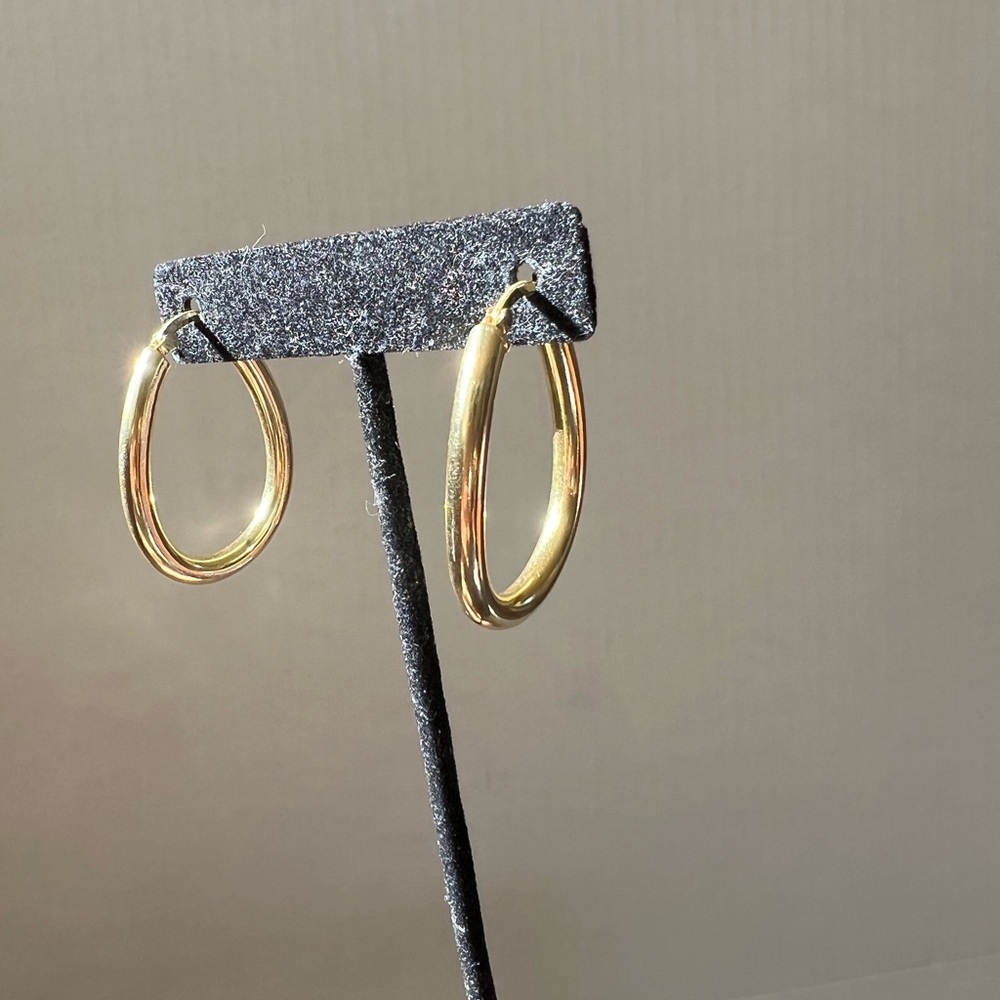 ARGENTO VIVO 18K Goldplated Sterling Silver Oval Hoop Earrings - Picture 7 of 9